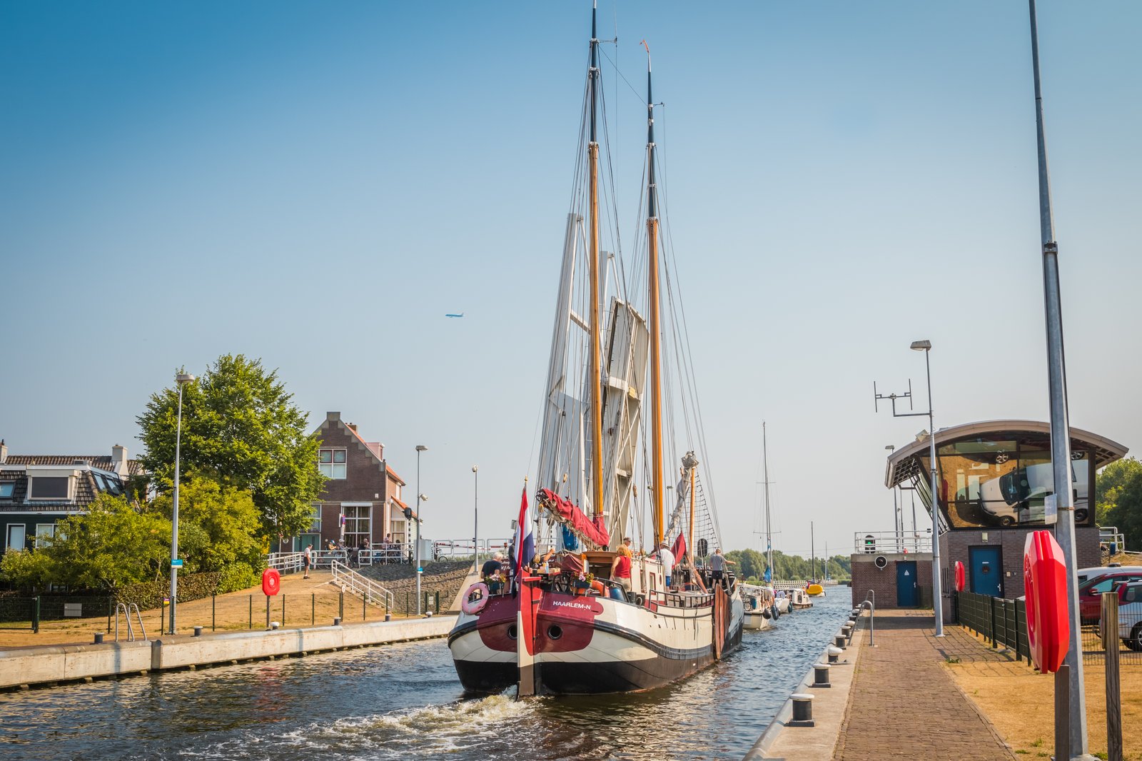 Boot in Grote Sluis Spaarndam